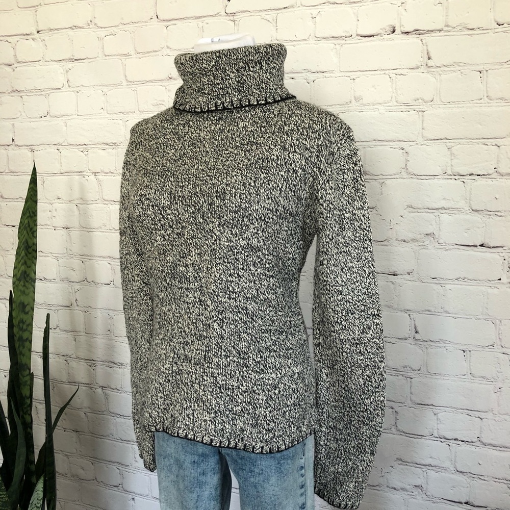 Moda International Turtleneck Sweater - Picture 5 of 8